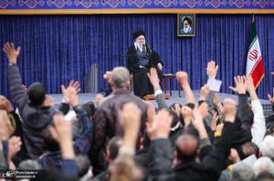 دیدار خانواده شهدای اقتدار با رهبر انقلاب در روز میلاد امیرالمومنین (ع)