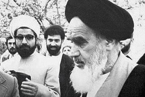 خاطره حسن روحانی از ملاقات با امام خمینی در نوفل لوشاتو