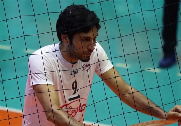 محرومیت یک جلسه ای نادی در لیگ برتر والیبال
