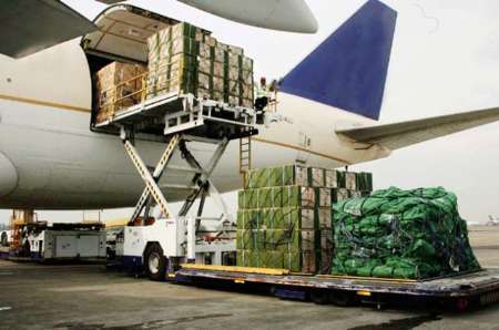 راه اندازی حمل و نقل هوایی در کرمان به جهش صادراتی کمک می کند