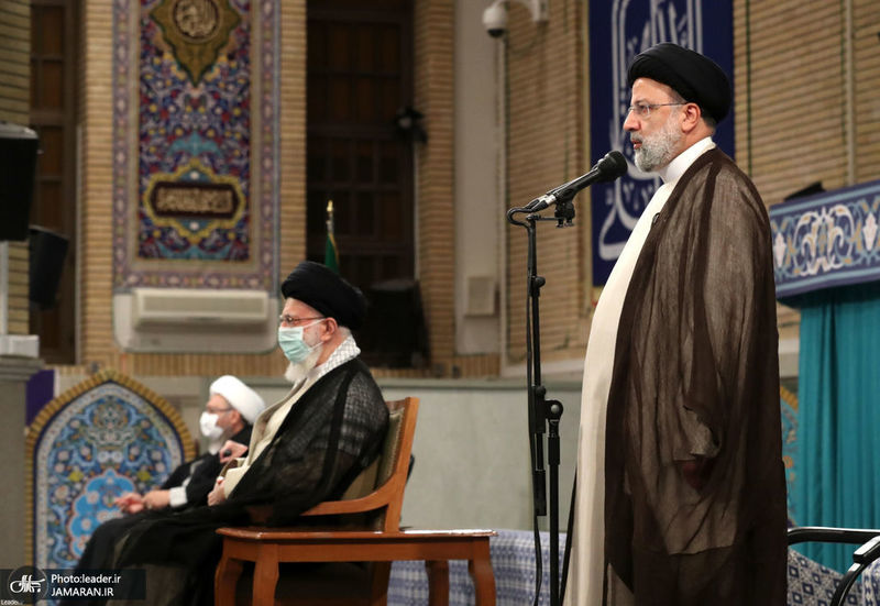 دیدار میهمانان کنفرانس وحدت اسلامى‌ و جمعی از مسئولان نظام با رهبر معظم انقلاب