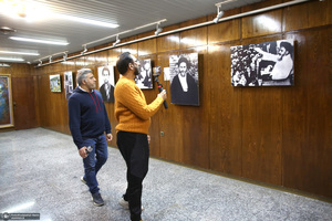 بازدید آقای جاوید چوهدری مجری ، مقاله نویس  پاکستان از بیت امام خمینی در جماران