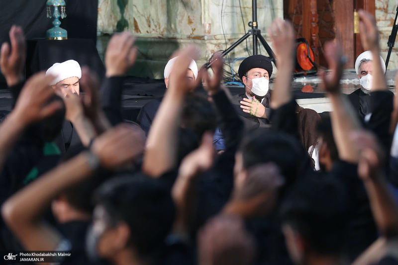 مراسم عزاداری شام غریبان حسینی (ع) در حرم امام خمینی