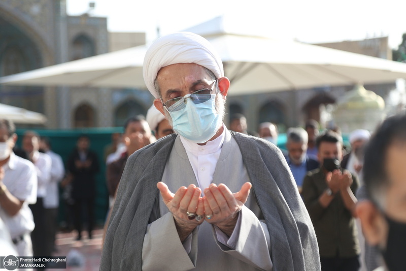 نماز عید سعید فطر در حرم حضرت فاطمه معصومه(س)