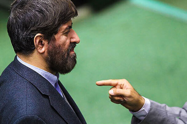 جای شاکی و متهم در پرونده علی مطهری عوض شده است؟!