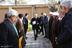 بازدید وزیر اسبق فرهنگ و ارشاد اسلامی از رویدادهای فرهنگی و هنری بر آستان آفتاب