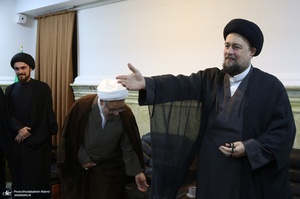 نشست علمی بررسی شخصیت و اندیشه تفسیری شهید آیت الله سید مصطفی خمینی