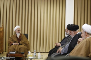 دیدار اعضای موسسه ریحانة النبی با آیت الله العظمی جوادی آملی