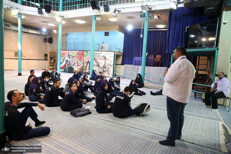 بازدید جمعی از دانش آموزان و معلمان کشور ونزوئلا‎‎ از جماران