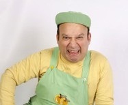 قلقلی از بیکاری اسباب بازی می فروشد