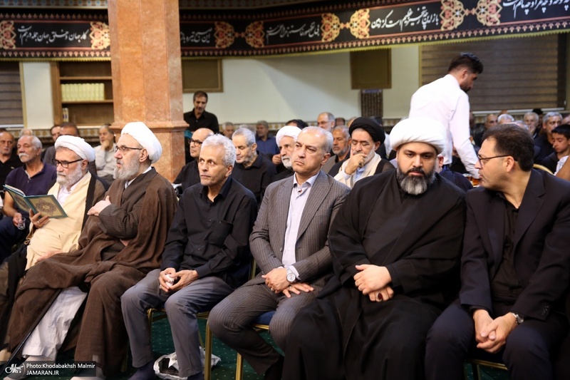 مراسم بزرگداشت رهبر شهید انقلاب در حسینیه ۲ جماران