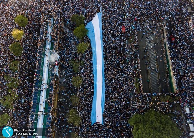 عکس| جشن خیابانی مردم آرژانتین بعد از قهرمانی در جام جهانی 2022