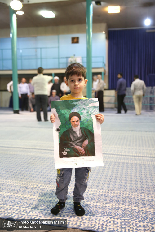 بازدید گروهای مردمی به مناسبت سی و چهارمین سالگرد حضرت امام خمینی از جماران