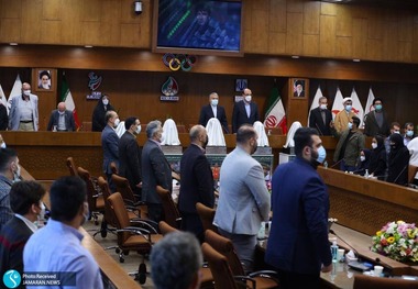 حضور پسر علیرضا رضایی برای دیدن سردیس پدرش؛ درخواست حسین توکلی از کمیته ملی المپیک +عکس و ویدیو