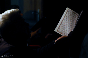 احیای شب بیست و یکم ماه مبارک رمضان در منزل صادق خرازی