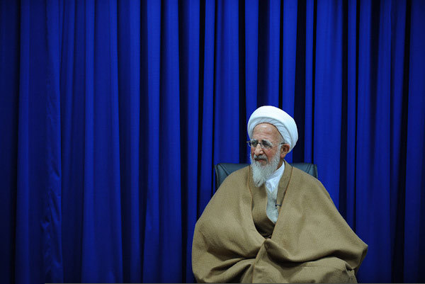 حضرت آیت الله جوادی آملی: تنها عالم بالذات غیبی خداوند است/ پیامبران به امر خداوند عالم به غیب می شوند