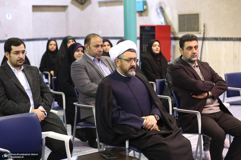 مراسم جشن میلاد امام علی در حسینیه جماران