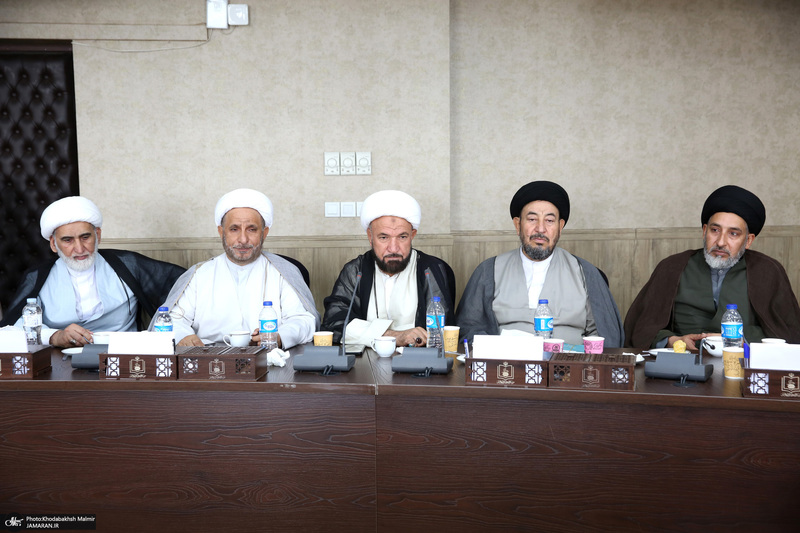 دیدار جمعی از علمای کشور عراق با رئیس موسسه تنظیم ونشر آثار امام خمینی