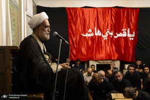 عزاداری شب عاشورای حسینی(ع) در منزل صادق خرازی