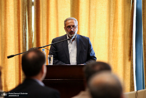 نشست مسئولان و دست اندرکاران مراسم سی امین سالگرد بزرگداشت امام خمینی(س)