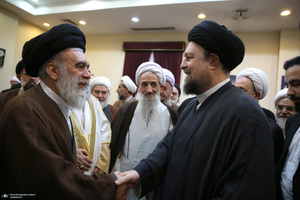 حاشیه تجدید میثاق اعضای مجلس خبرگان رهبری با آرمان‌های امام خمینی(س)؛