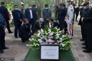 تجدید میثاق وزارتخانه ها، اصناف، نهادها و سازمان ها با آرمان های امام خمینی(س)