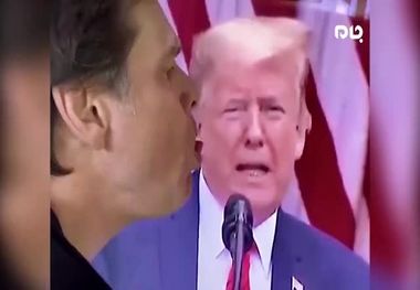 تلاش کمدین آمریکایی برای آلوده کردن رئیس جمهور آمریکا!