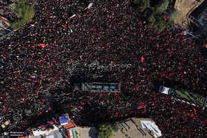 تشییع پیکر مطهر رهبر شهید انقلاب اسلامی در مشهد مقدس