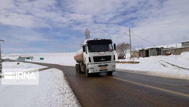 شرایط جاده و روستاهای برفگیر لرستان پایدار شد