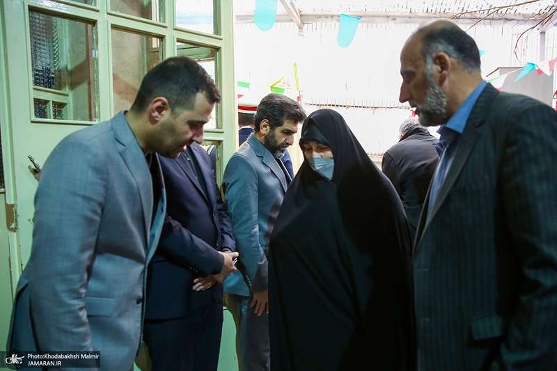 مراسم تشییع مرحوم حسن غفوری فرد از حسینیه جماران