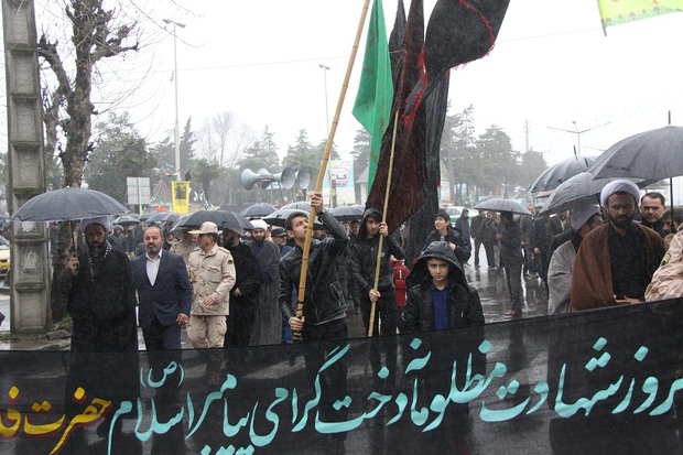 سوگواران فاطمی در آستارا و لوندویل دسته عزاداری راه انداختند