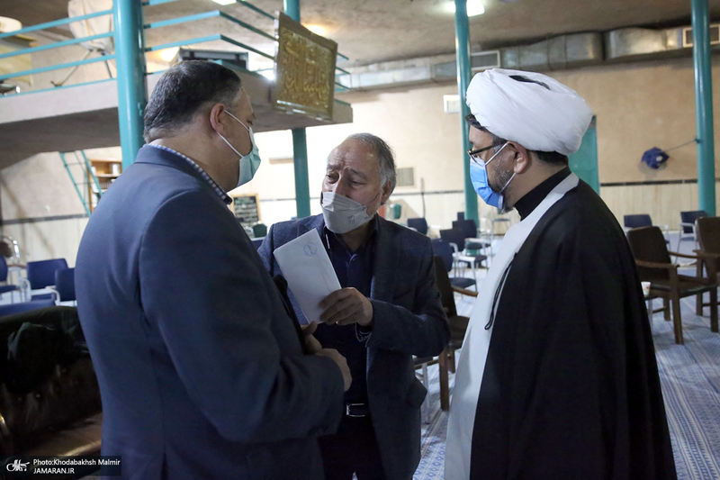 مراسم تجلیل از کارگردان فیلم مستند «بانو قدس ایران» در حسینیه جماران