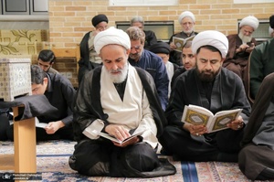 حضور آیت الله سید حسن خمینی در مراسم وداع با آیت الله العظمی شبری زنجانی (ره)
