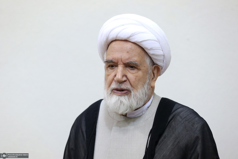 دیدار مهدی کروبی با سید حسن خمینی و جمعی از فعالان سیاسی