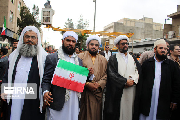 امام جمعه اهل‌سنت ایرانشهر: شرکت در راهپیمایی ٢٢ بهمن تکلیف ملی است