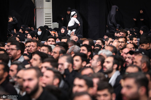 دومین شب مراسم عزاداری حضرت اباعبدالله الحسین (ع) در حسینیه امام خمینی