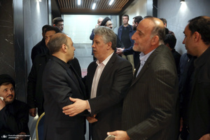 حضور سید حسن خمینی در منزل آیت الله امام جمارانی