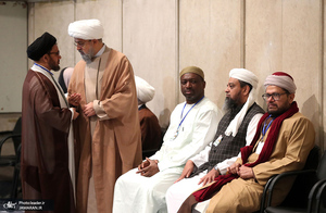 دیدار مسئولان نظام و مهمانان کنفرانس وحدت اسلامی با رهبر معظم انقلاب