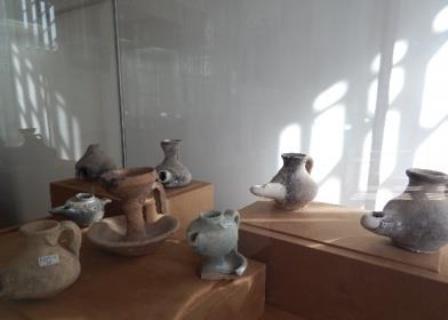 44 قلم اشیاء تاریخی از طرف مردم به موزه ابهر اهدا شد