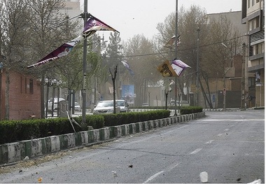 سرعت تندباد در مهاباد به 83 کیلومتر بر ساعت رسید