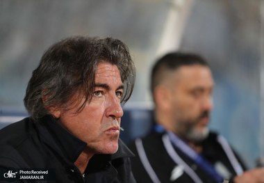 ساپینتو: کسی درباره قطع همکاری صحبت نکرده/ مسئولیت استقلال با من است