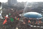 تصویر نمای بالا از حضور میلیون ها تهرانی در میدان انقلاب 