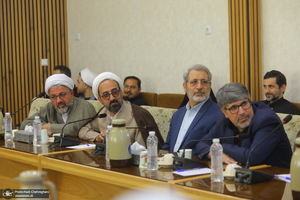 سفر رئیس جمهوری به قم و دیدار با مراجع و علما -2