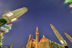 صحن و سرای حرم‌ مطهر امام علی (ع) در نجف اشرف