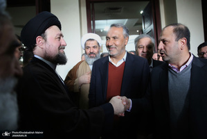 حاشیهتجدید میثاق رئیس و جمعی از نمایندگان مجلس شورای اسلامی با آرمان‌های امام خمینی(س)