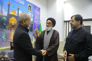 سفر رئیس جمهوری به قم و دیدار با مراجع و علما -1
