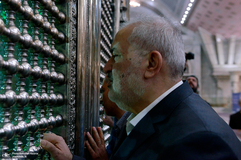 تجدید میثاق وزیر و مدیران ارشد وزارت نیرو با آرمان های حضرت امام (س)