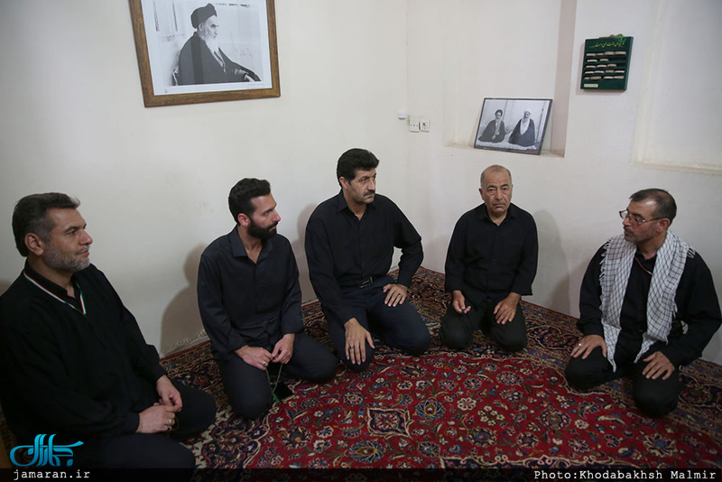 بازدید حجت الاسلام و المسلمین سید محمود دعایی از بیت امام در نجف