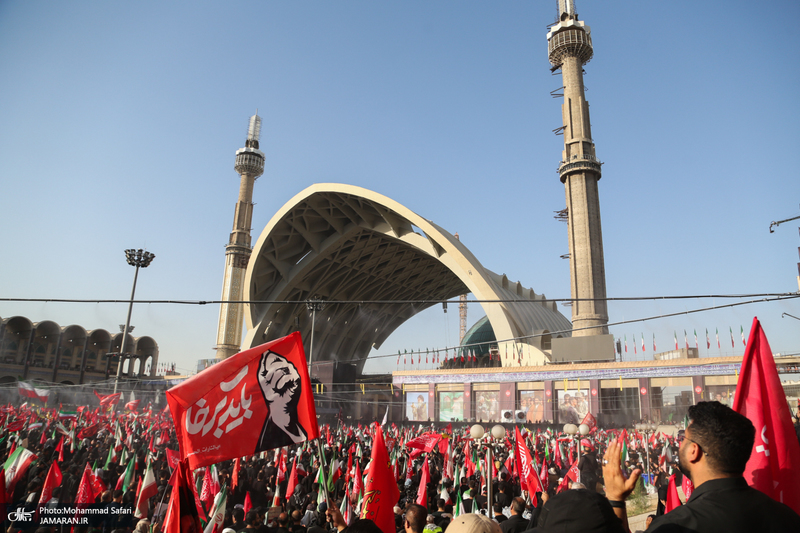 اقامه نماز بر پیکر مطهر رهبر شهید انقلاب