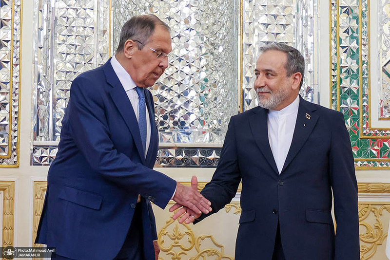 دیدار وزیر خارجه روسیه با سید عباس عراقچی 